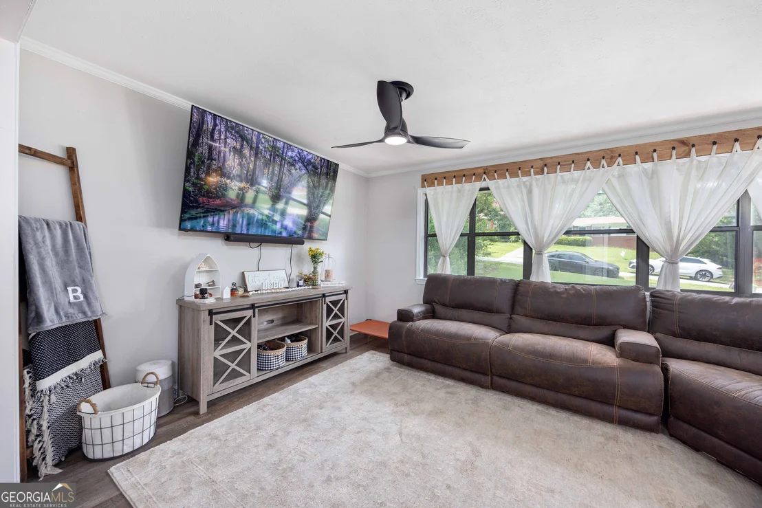 Photo of 3838 Lyn Drive