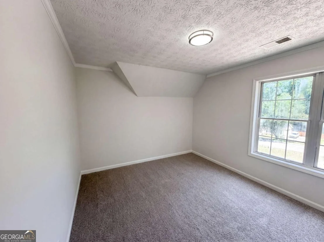 Photo of 722 Ridgetop Road