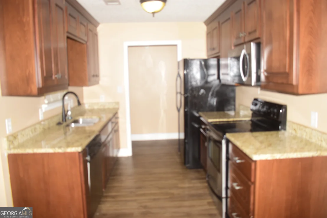 Photo of 111 Raymond Circle