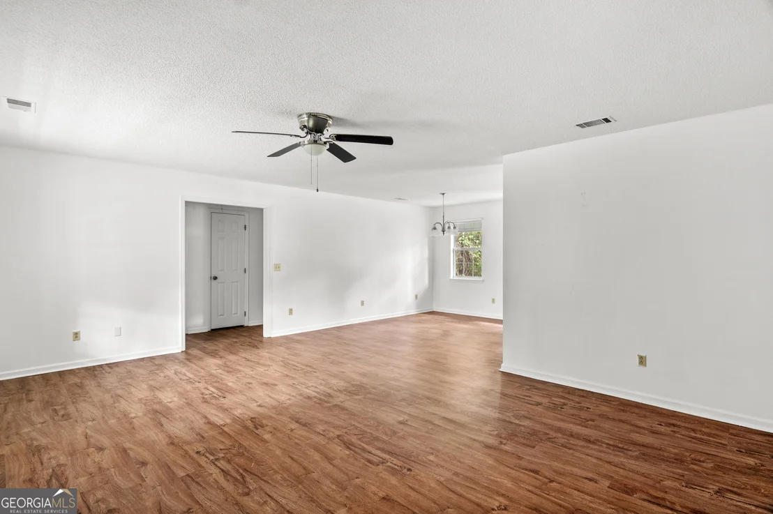 Photo of 85 Waters Avenue
