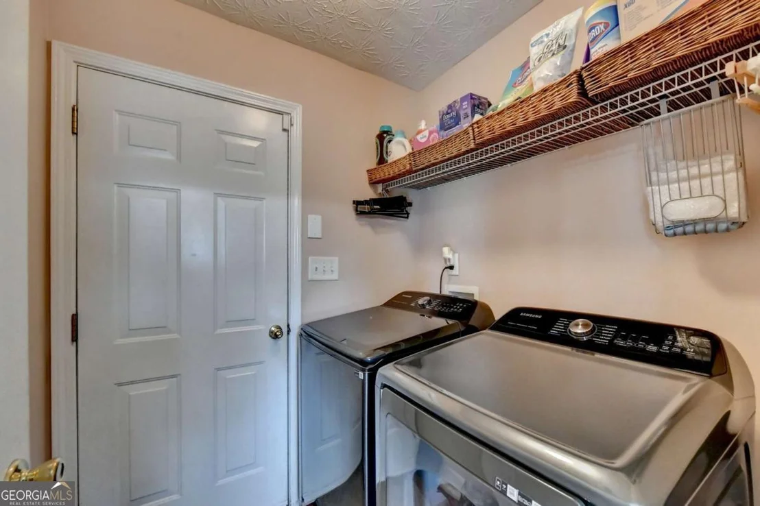 Photo of 4654 Pine Isle Way