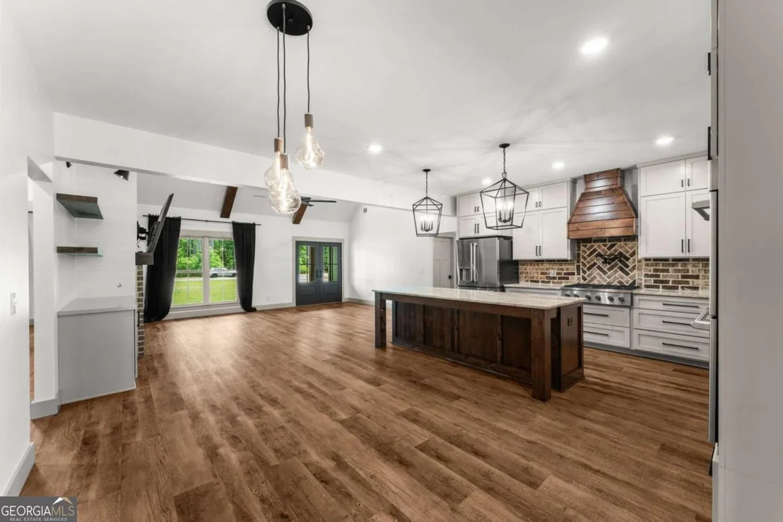 Photo of 3583 Blue Jay Road
