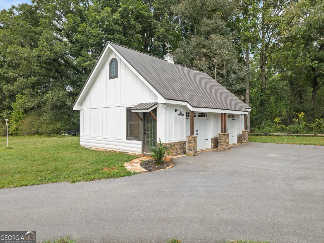 Photo of 135 Mountain Ridge Drive