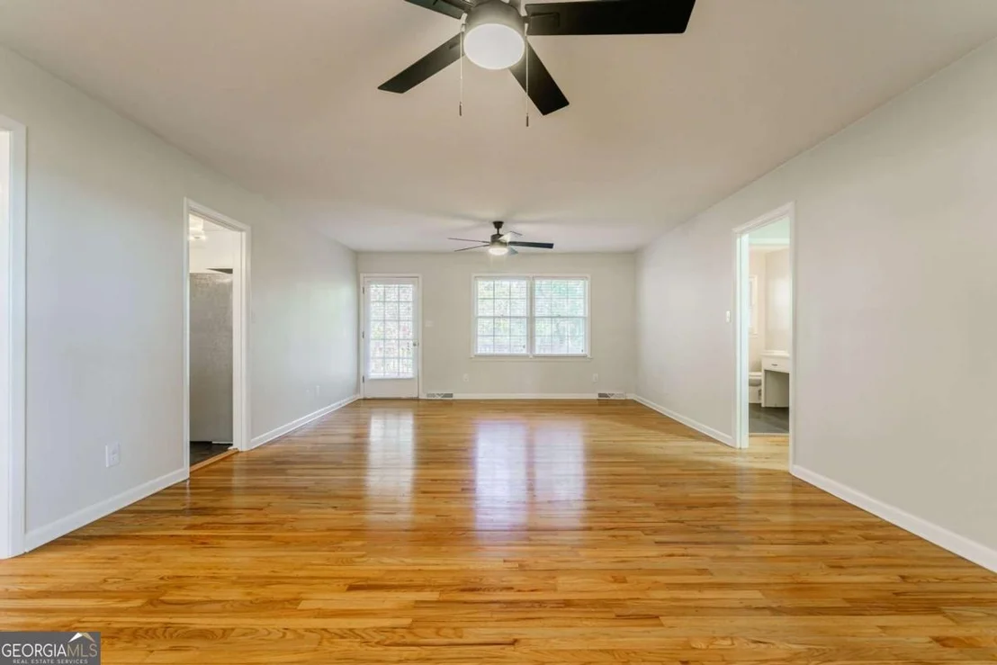Photo of 8100 Hog Mountain Road