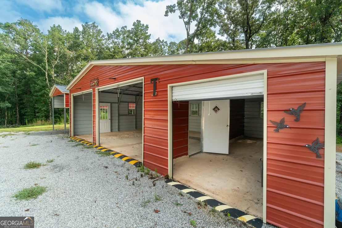Photo of 257 Iris Drive