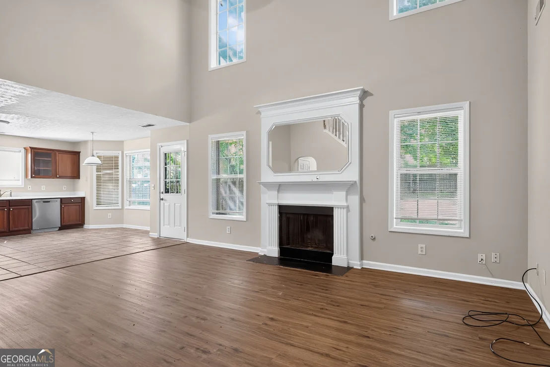 Photo of 2122 Silva Way