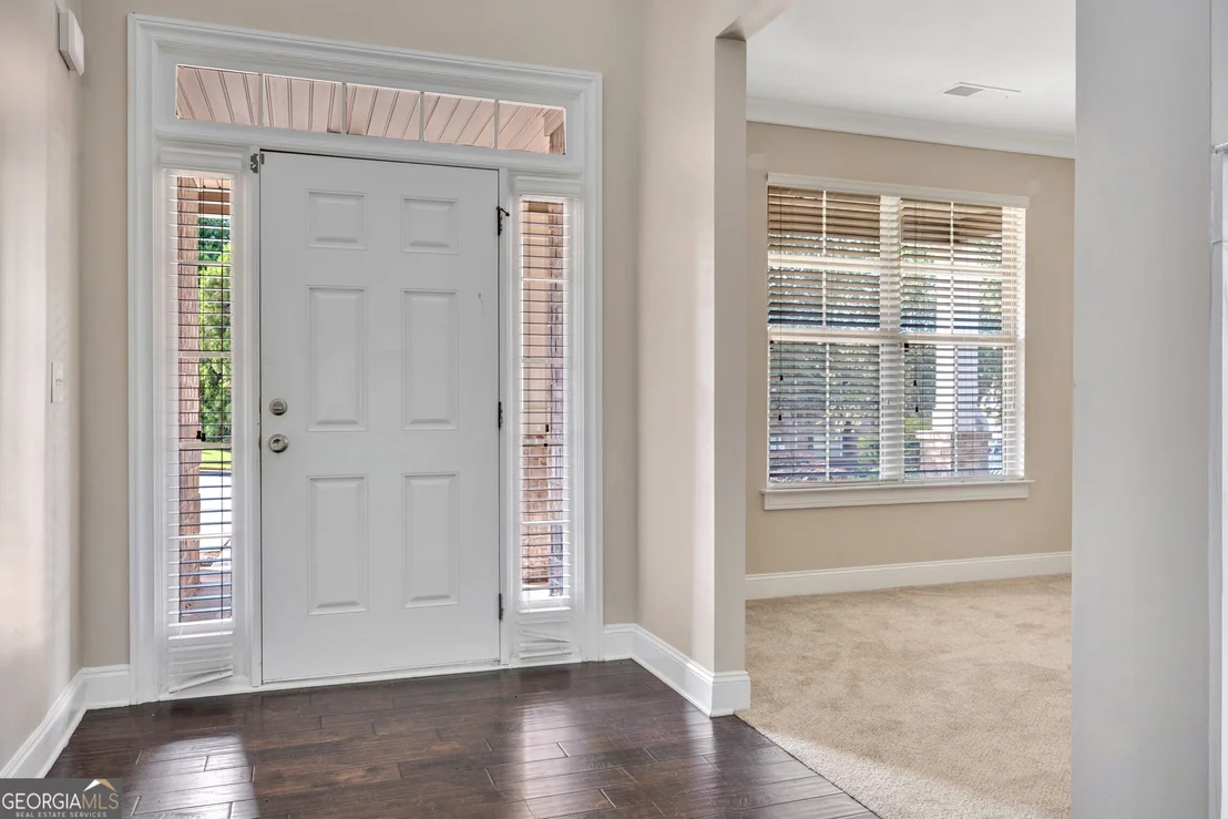 Photo of 910 Southfork Drive