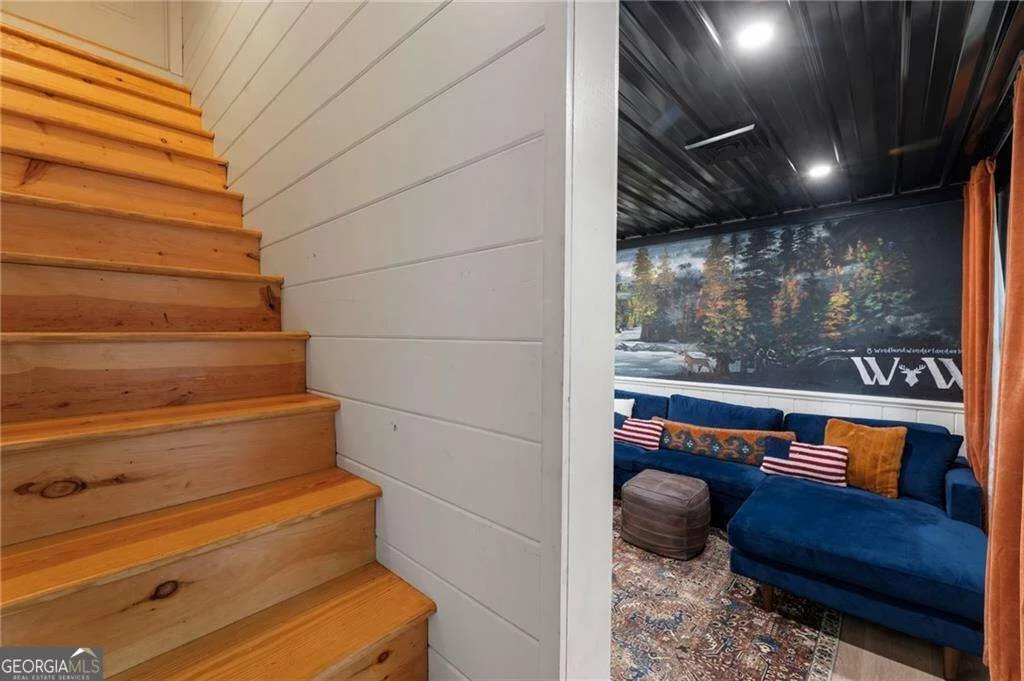 Photo of 120 Brookhaven Trail