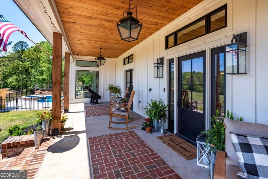 Photo of 228 Grey Squirrel Point
