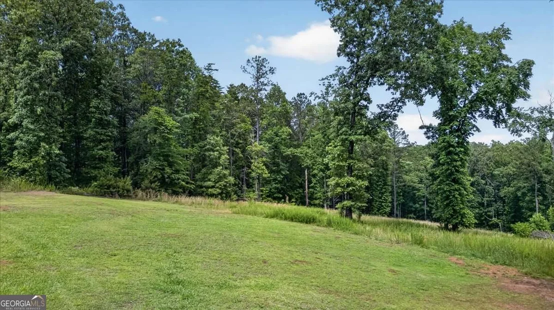 Photo of 930 Dry Pond Lane