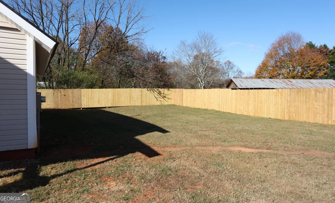 Photo of 1045 Fairview School Road