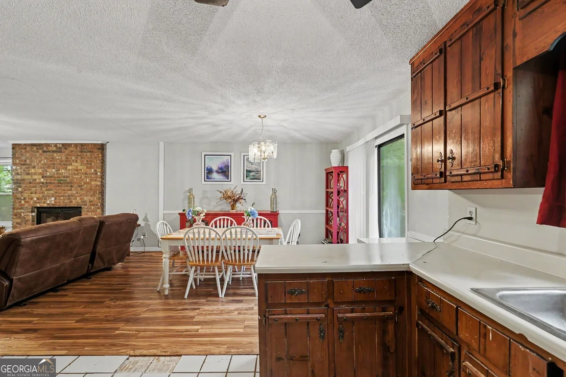 Photo of 5894 Sutton Drive