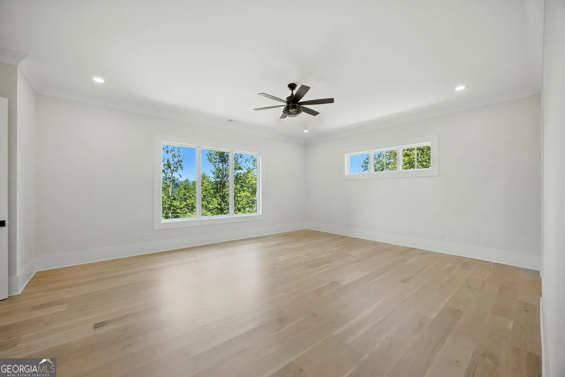 Photo of 608 Winterberry Drive