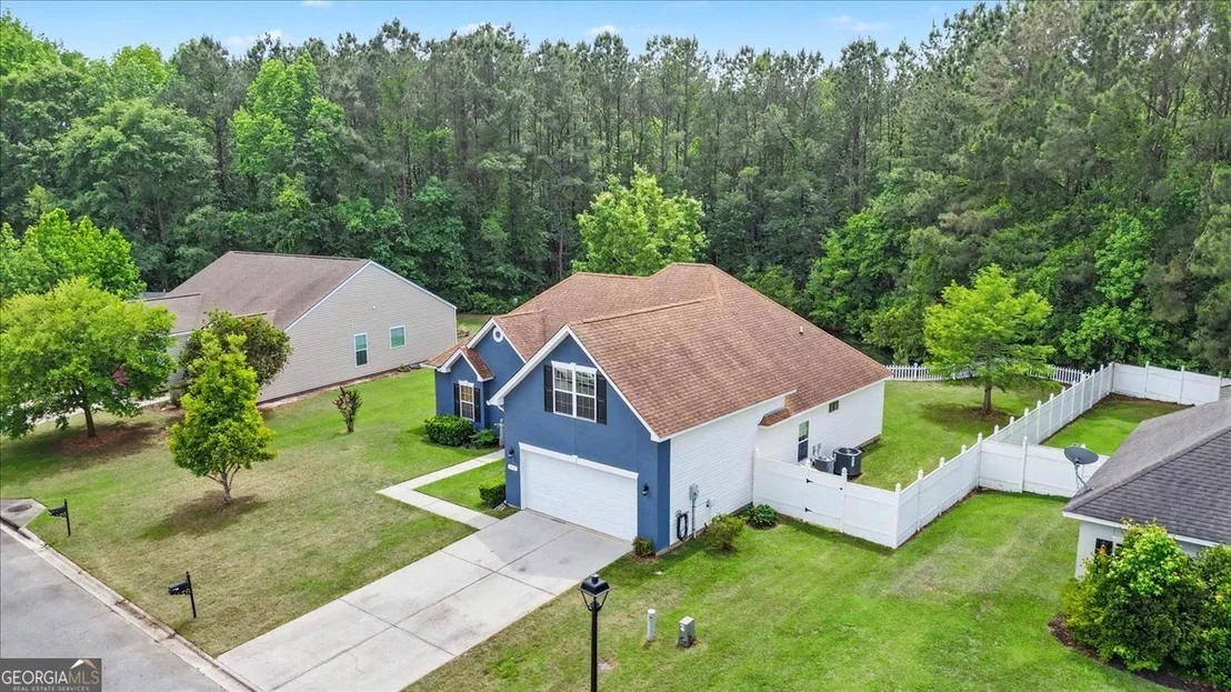 Photo of 512 Amsonia Circle