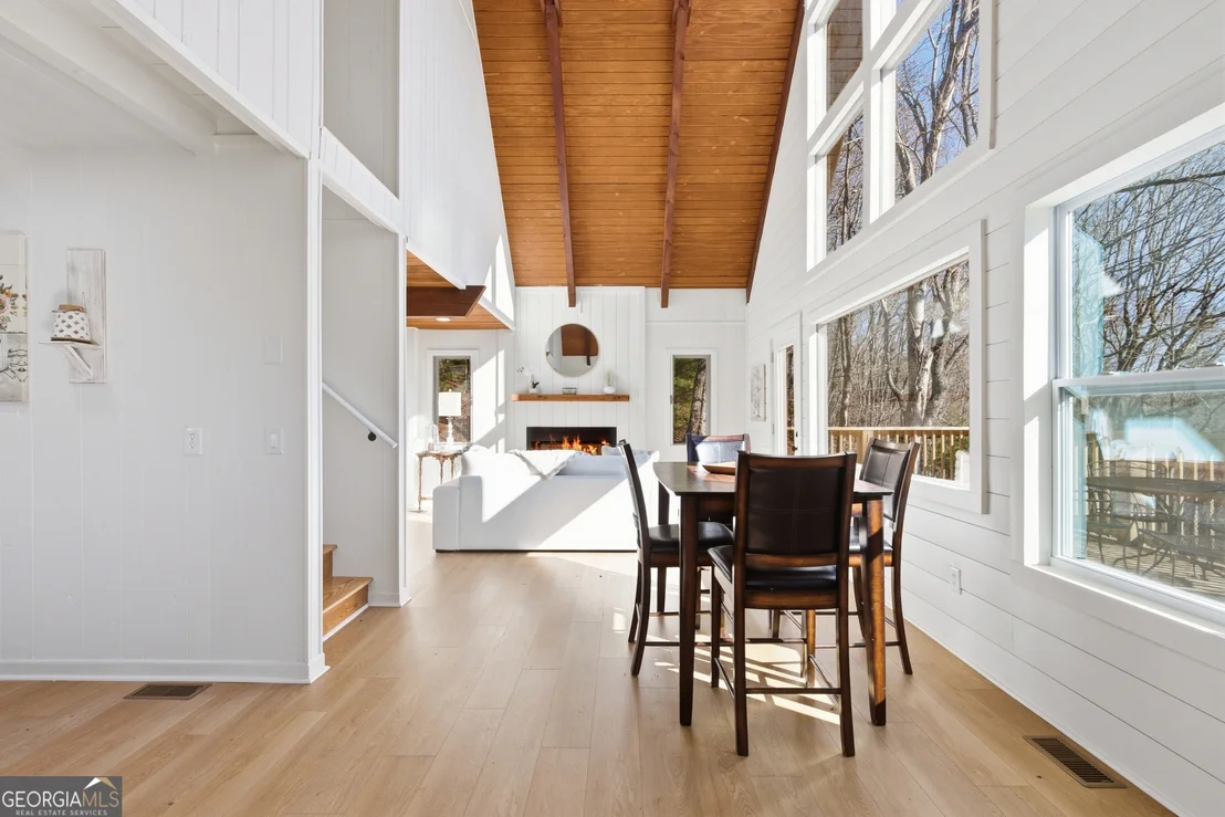 Photo of 291 Saddleback Circle