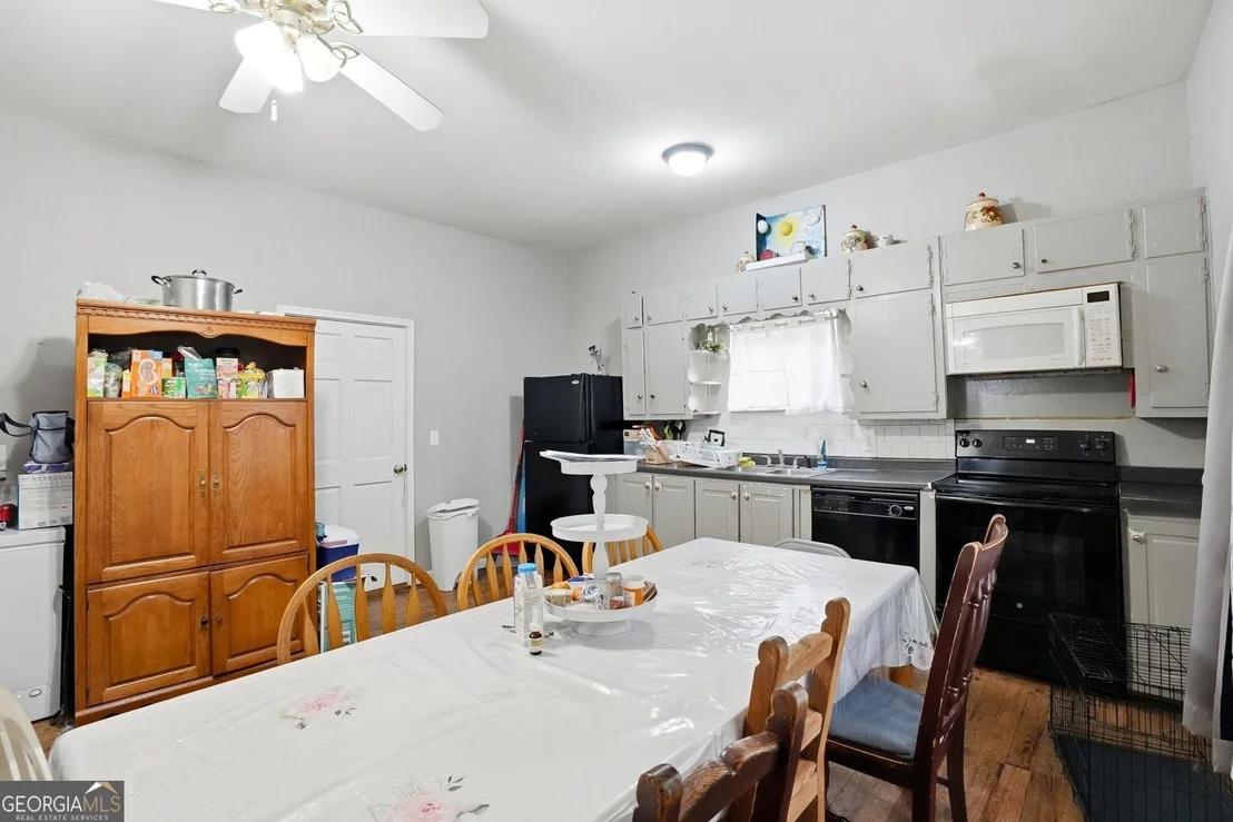 Photo of 19 Riverdale Circle