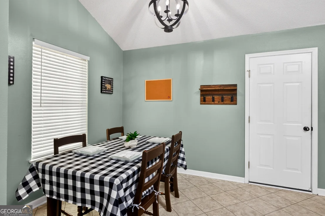 Photo of 410 Shadowbrook Circle