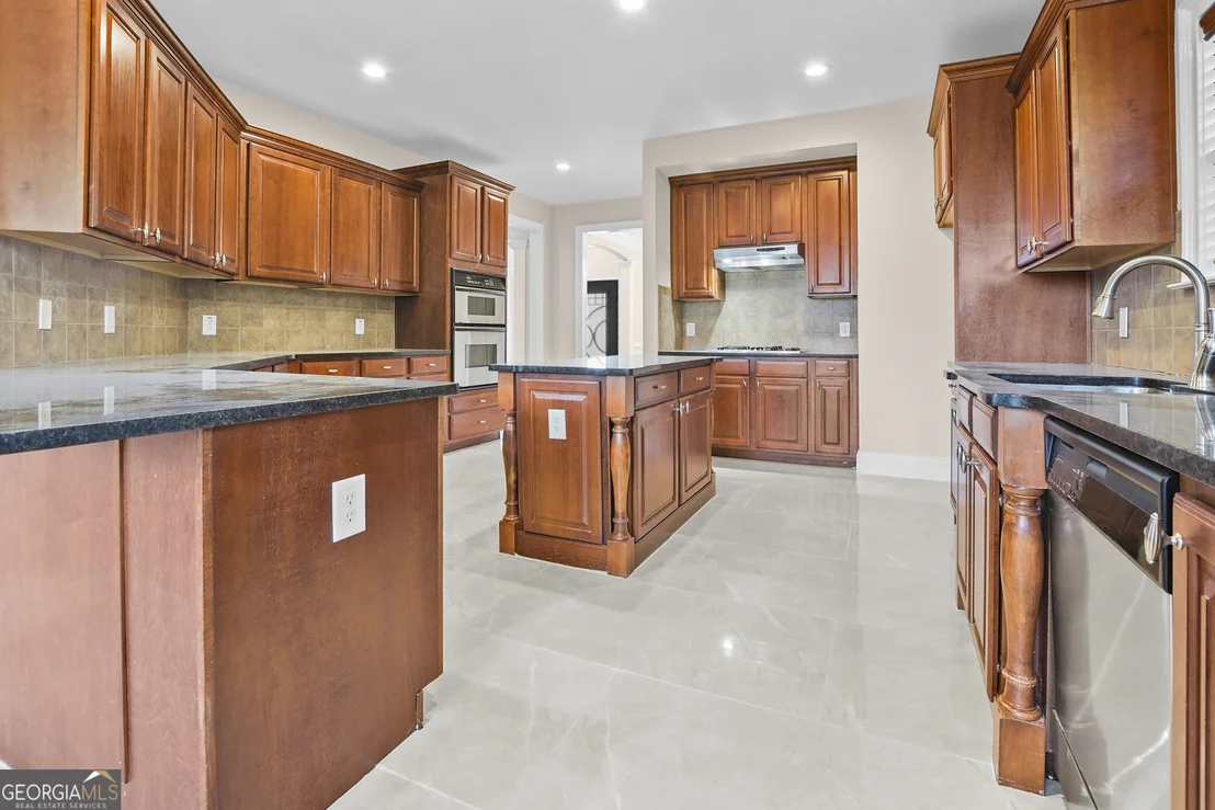 Photo of 1215 Persimmon Way