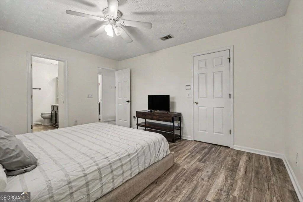 Photo of 321 Windcroft Lane