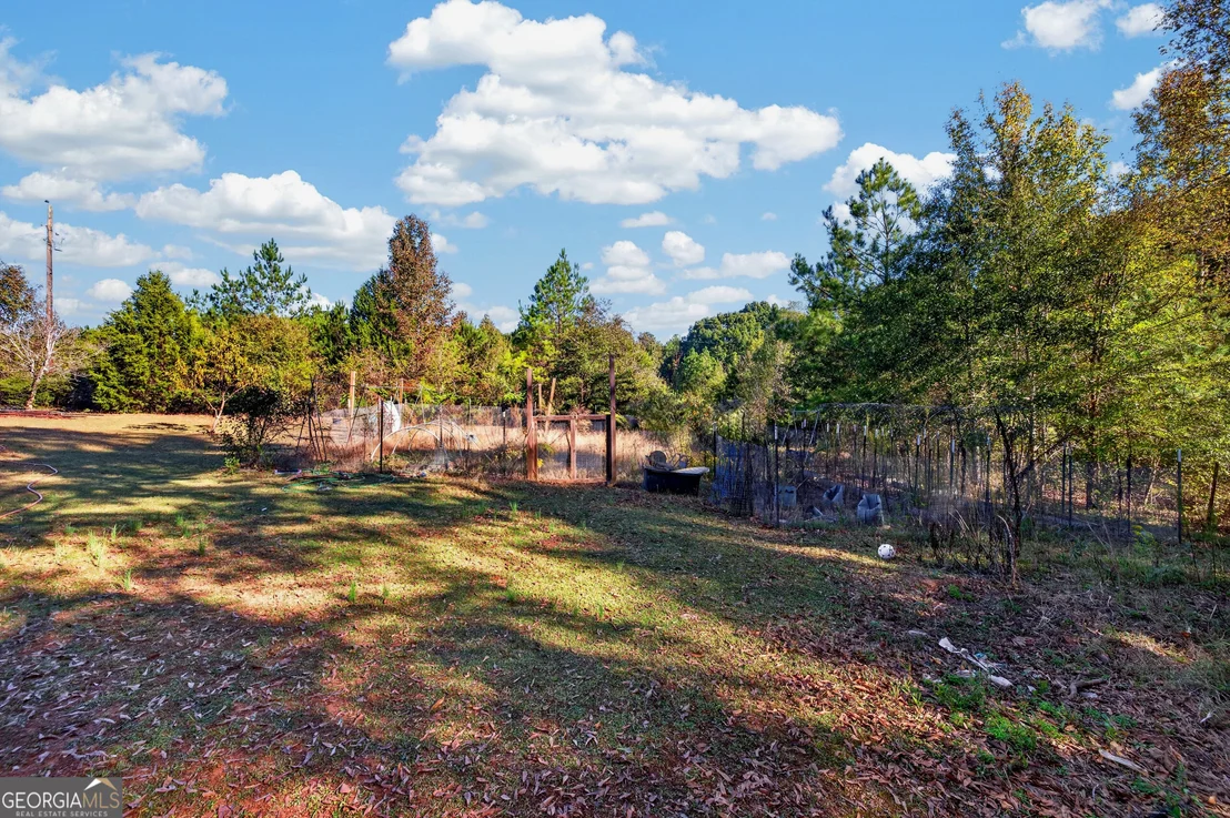 Photo of 2150 Centennial Road