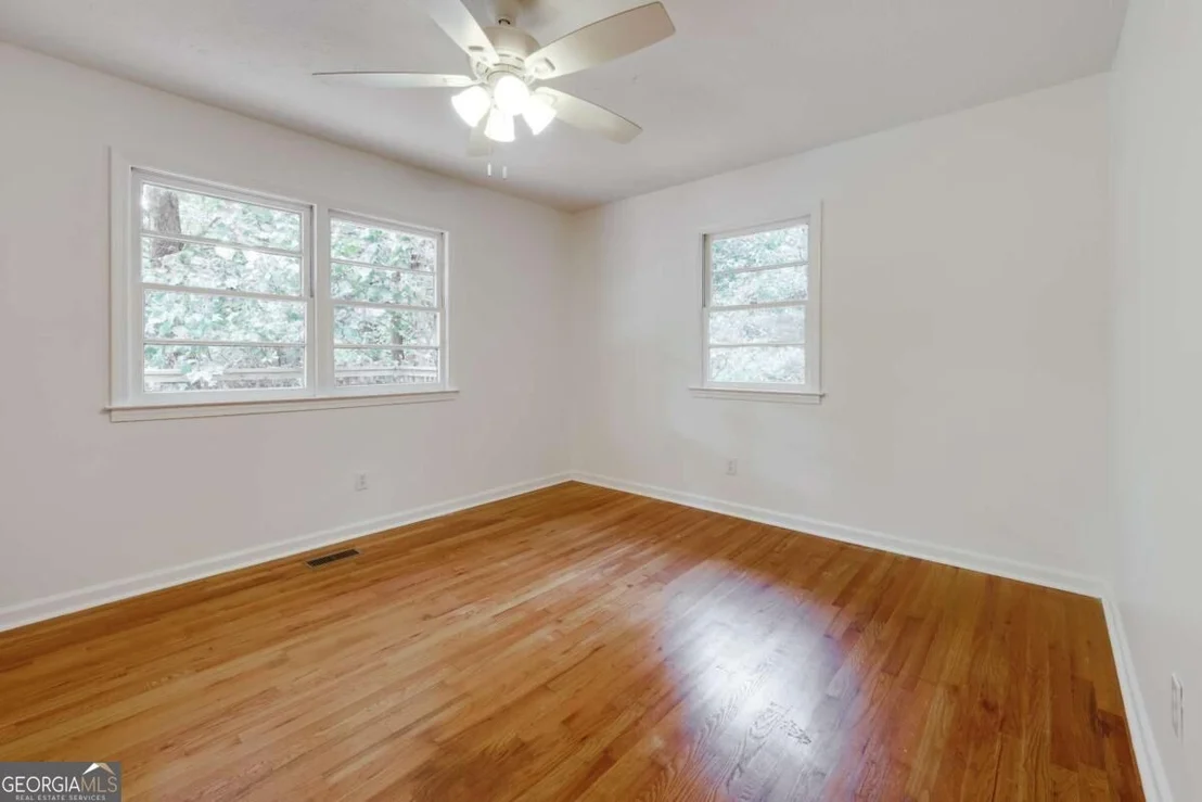 Photo of 1186 ROBERT HARDEMAN Road