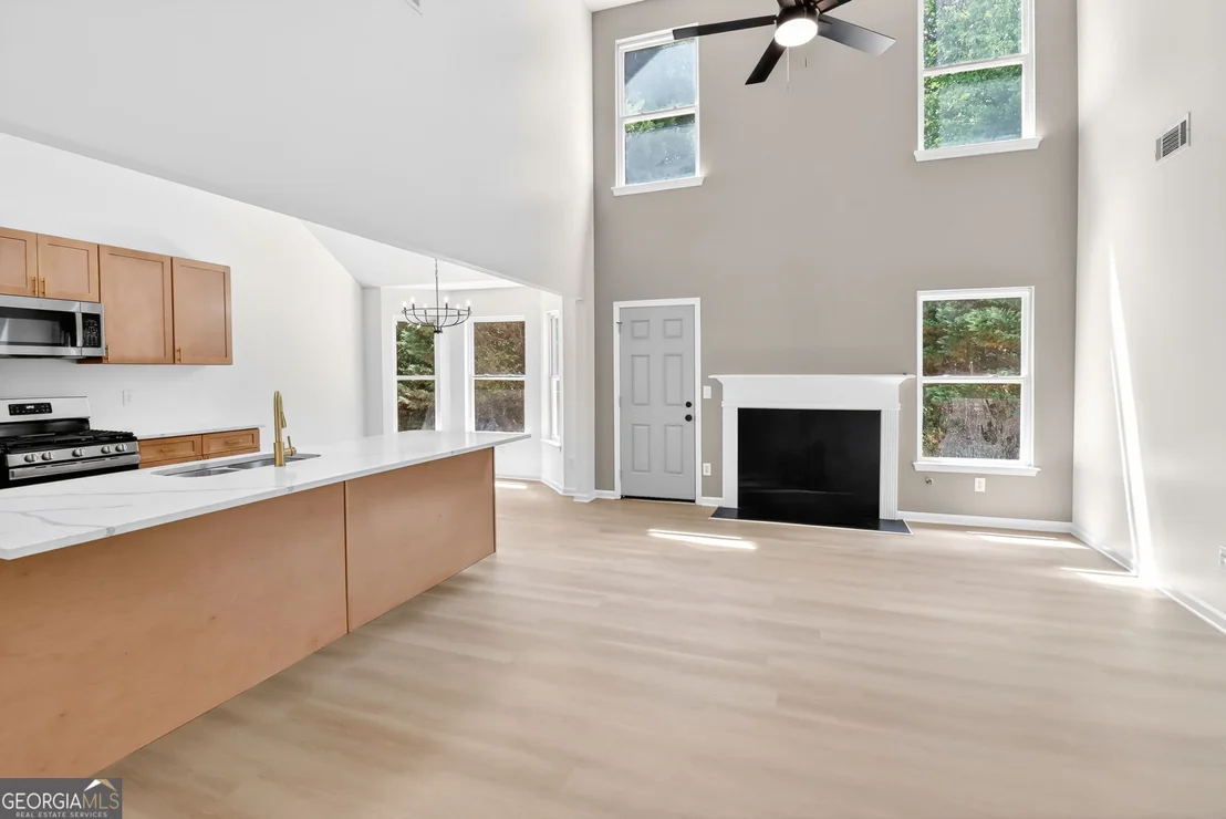 Photo of 1065 Buckingham Terrace