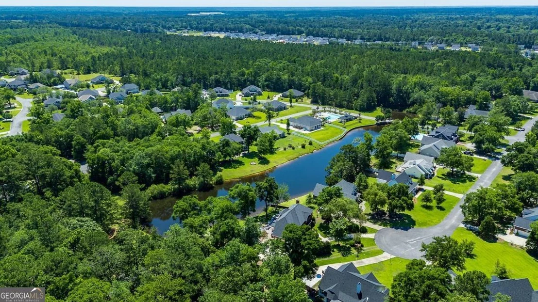 Photo of 152 Cambridge Drive