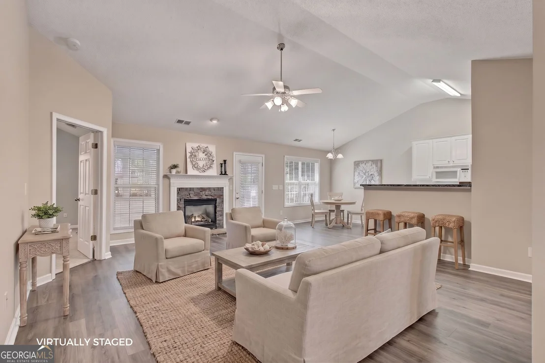 Photo of 70 Green Spring