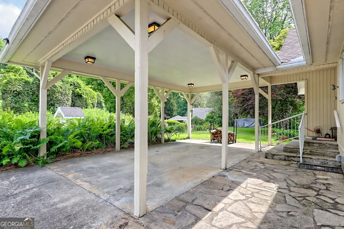 Photo of 70 Fairway Lane