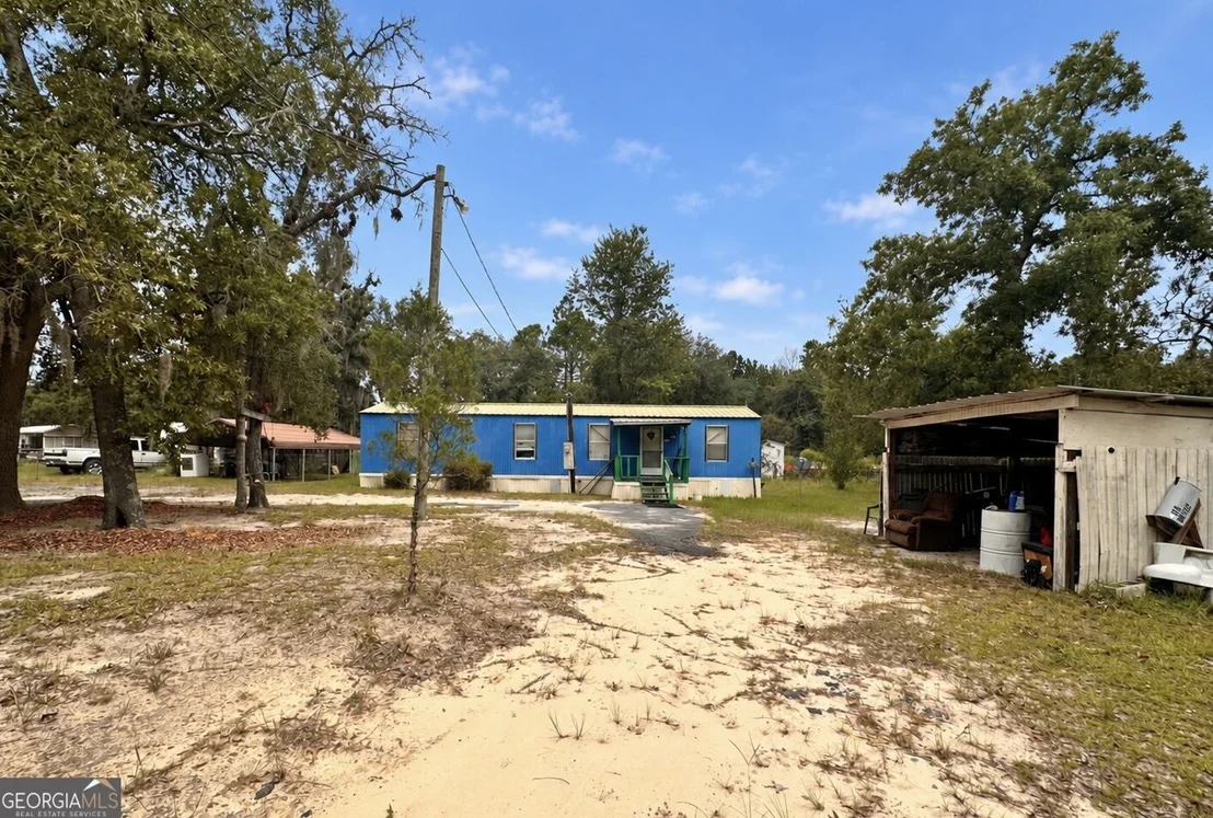Photo of 6979 Oak Ridge Circle