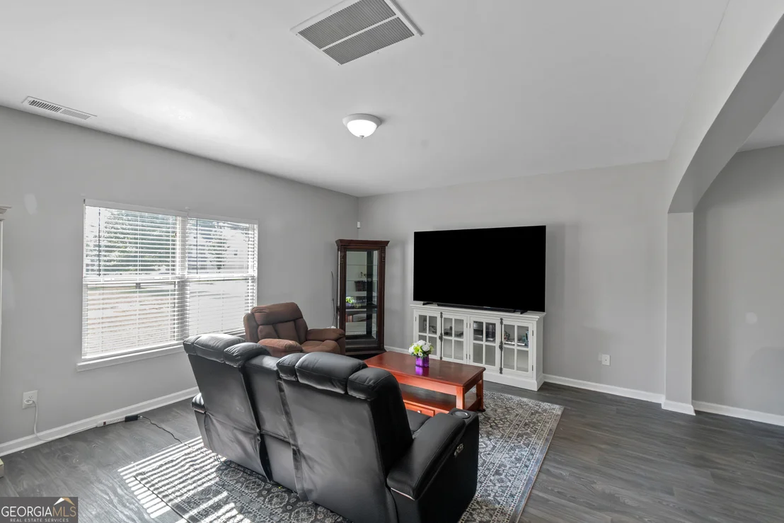 Photo of 411 Bandelier Circle