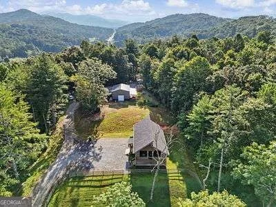 Photo of 60 Oak Forest Circle