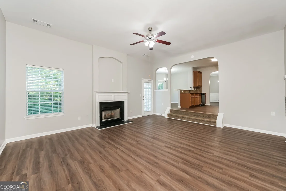 Photo of 999 Baltic Way