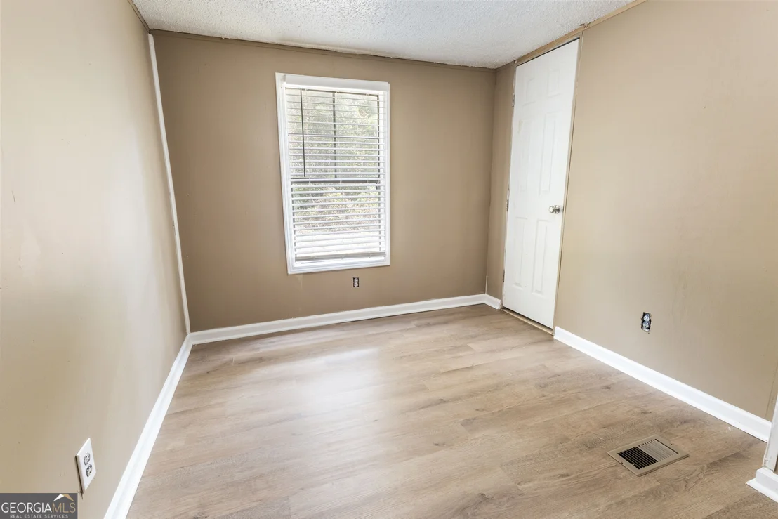 Photo of 165 Giles Circle