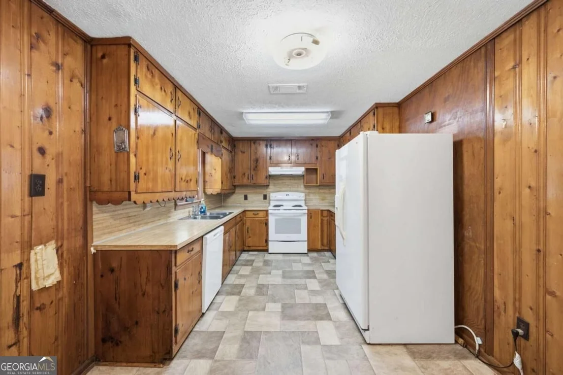 Photo of 1141 Stewart Road