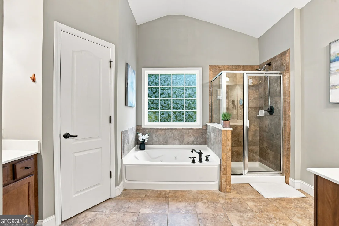 Photo of 423 Crestmont Lane