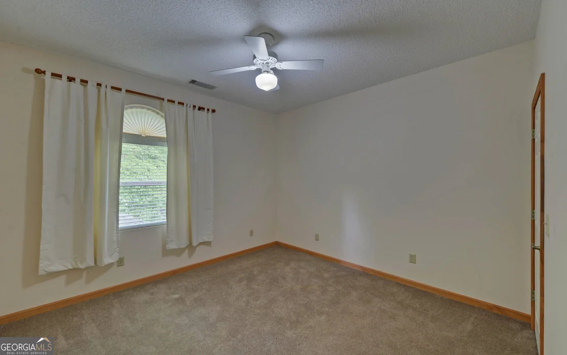 Photo of 371 Shorewood Circle
