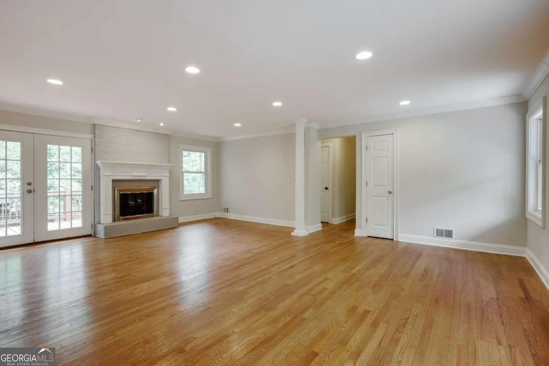 Photo of 195 Arbor View Drive