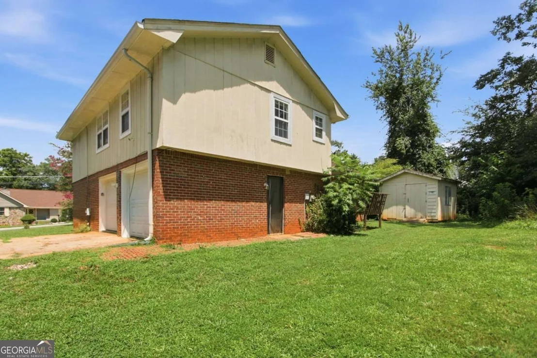 Photo of 1614 Devon Court
