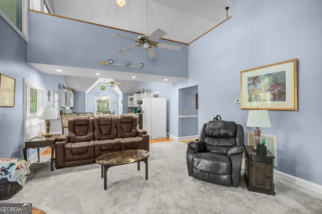 Photo of 215 Wessmanor Drive