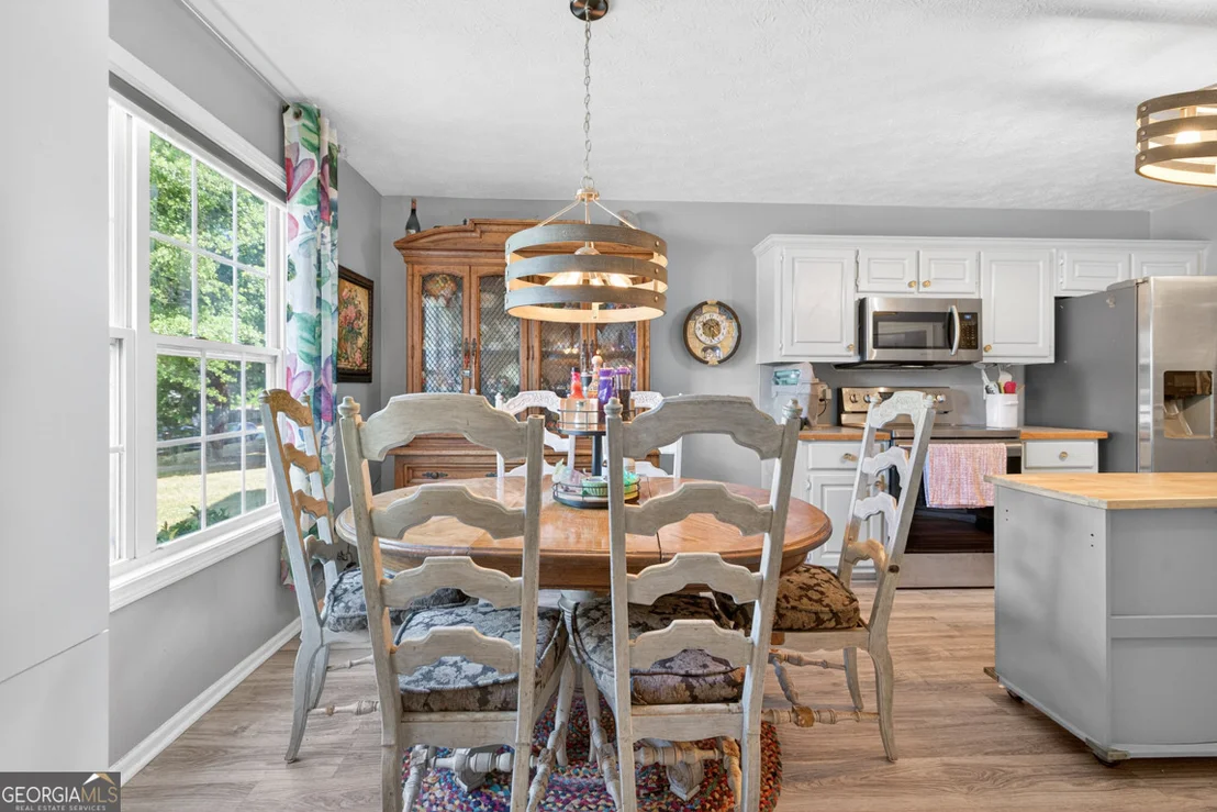 Photo of 353 Glenmoor Place