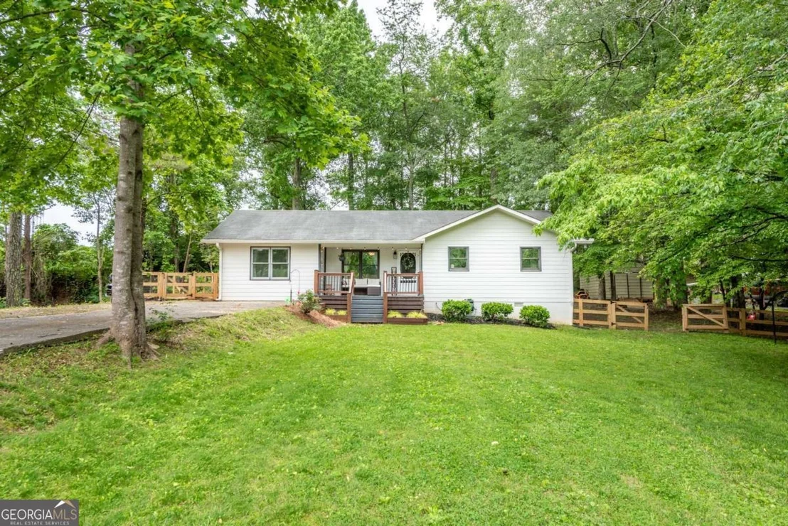Photo of 795 Pioneer Road