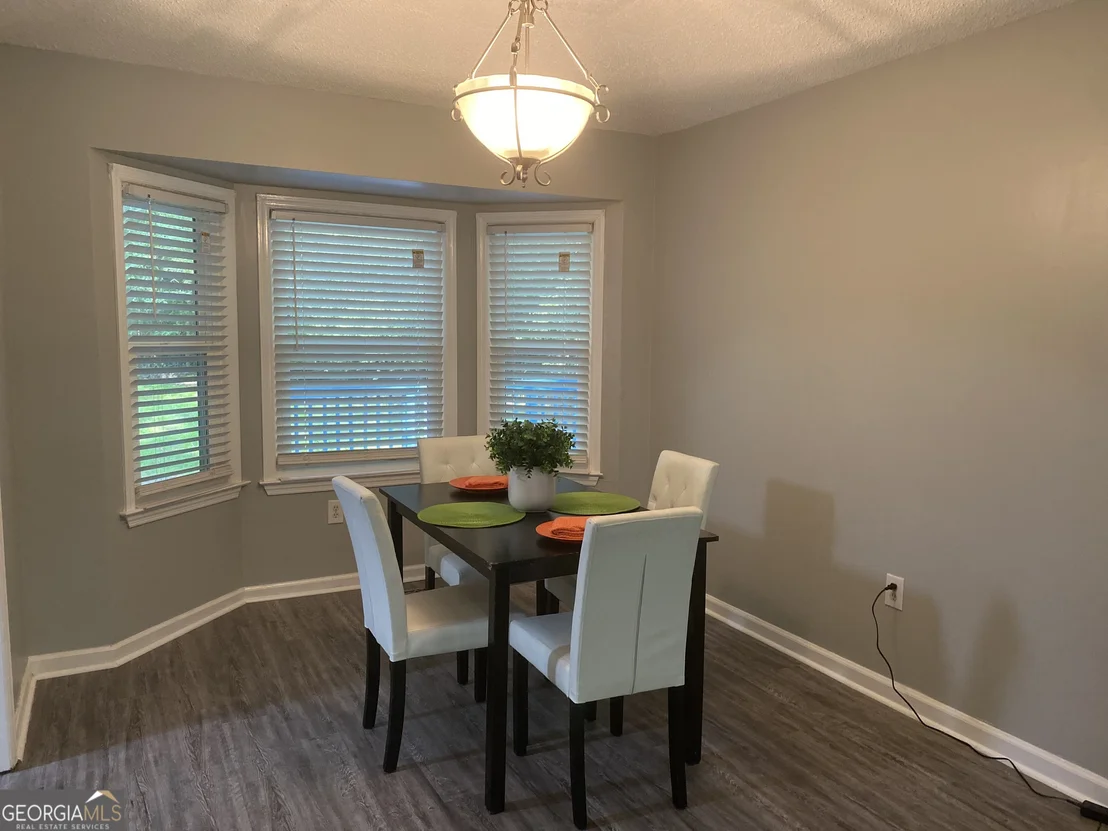 Photo of 260 Edgewater Drive