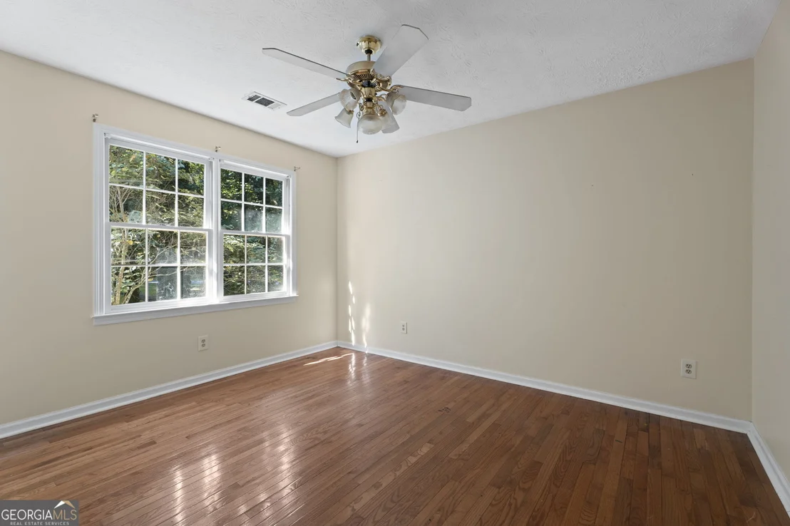 Photo of 2575 Fairview Lane