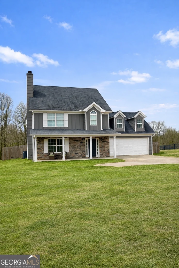 Photo of 8233 Mountain Glen Drive