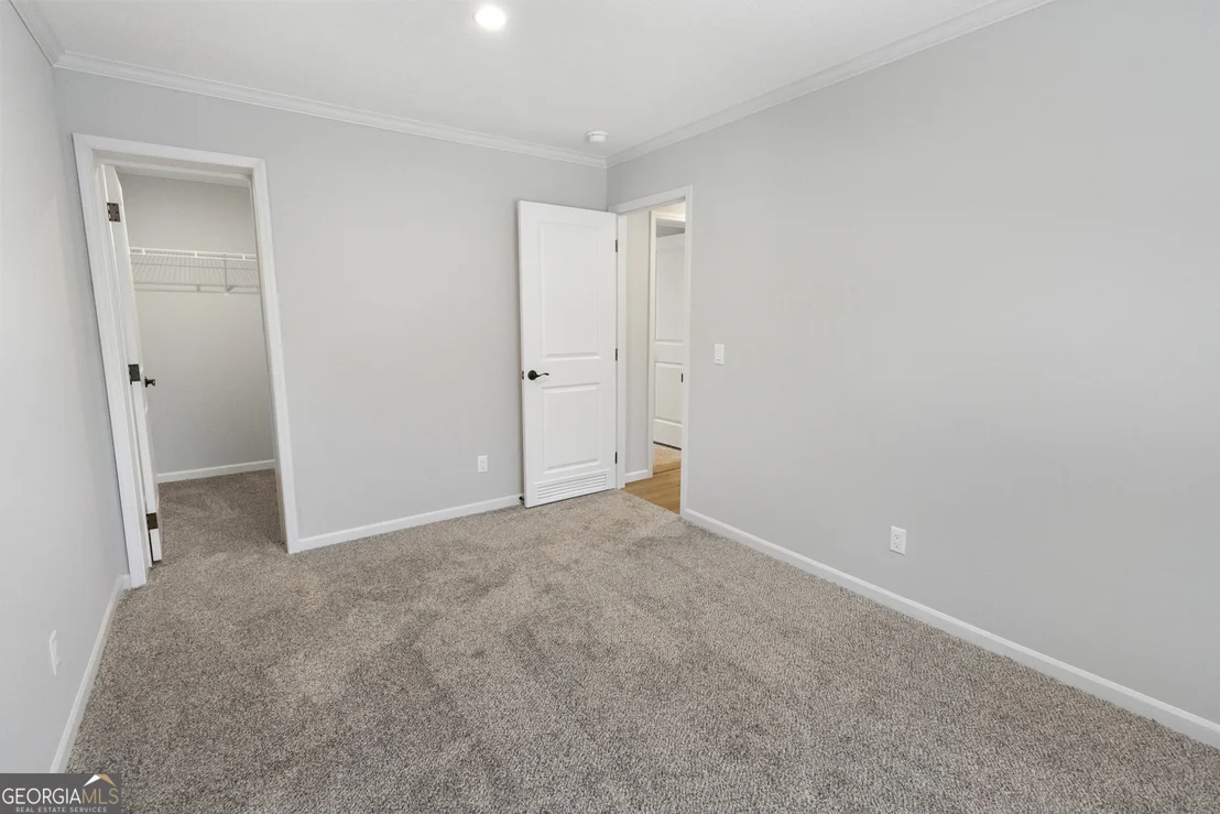 Photo of 654 Robertson Loop Road