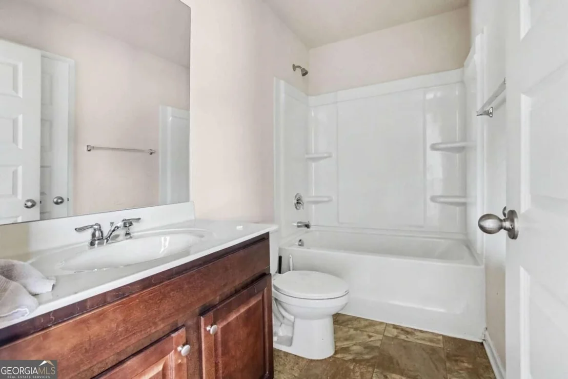 Photo of 646 Toronto Circle
