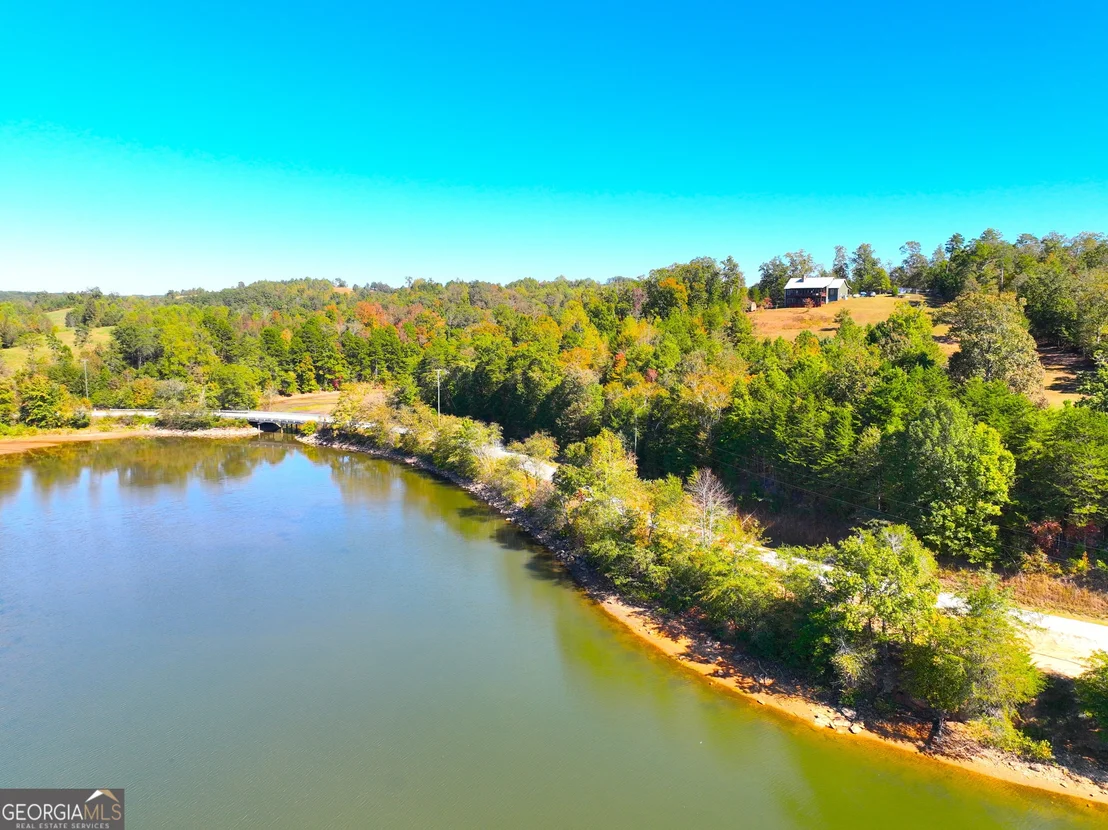 Photo of 284 River Road