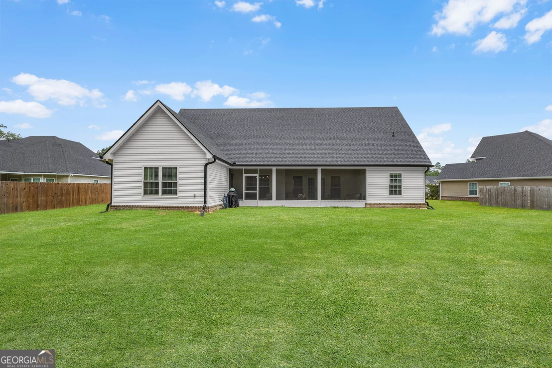 Photo of 166 SE Baker Field Lane