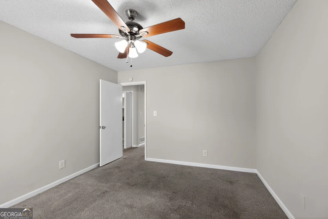 Photo of 879 Lost Creek Circle